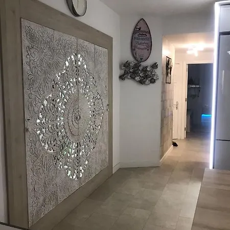 Altamira Sunset Apartment *